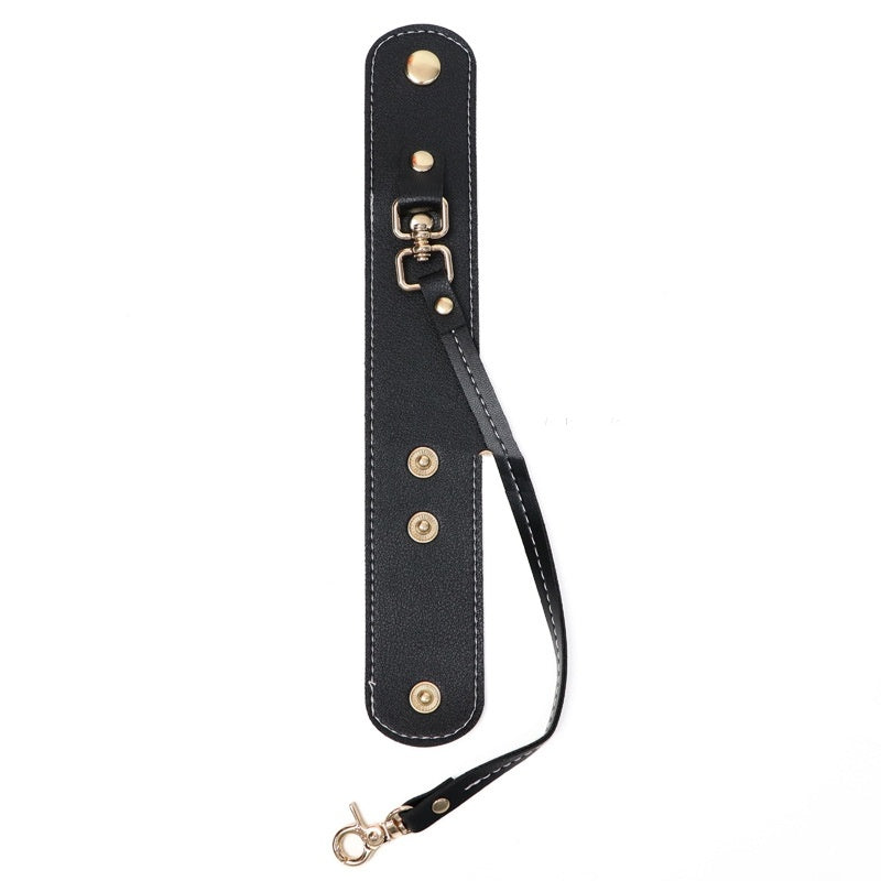 Hands-Free Holder for Scarves, Jackets