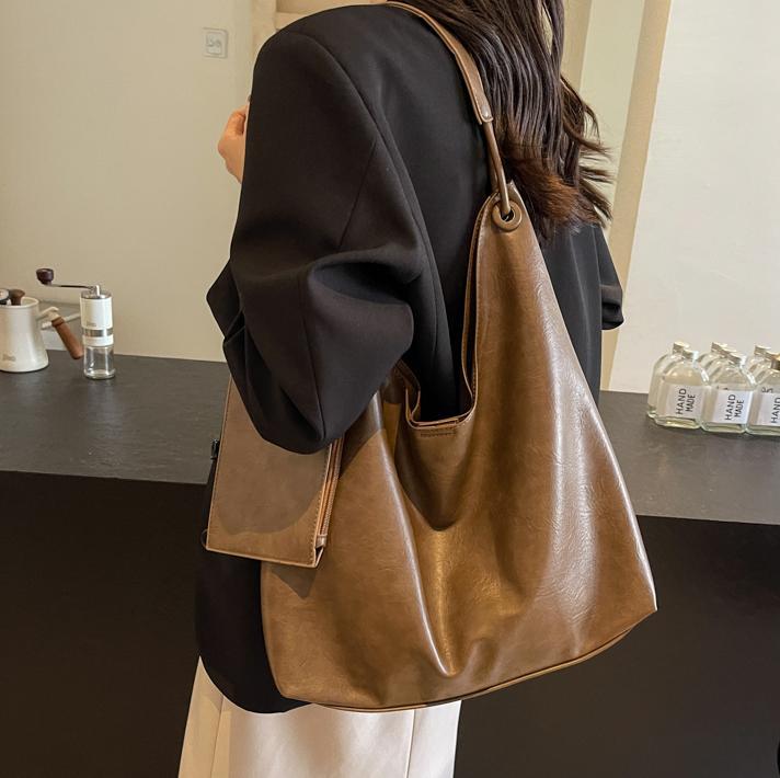 Abby Shoulder Bag