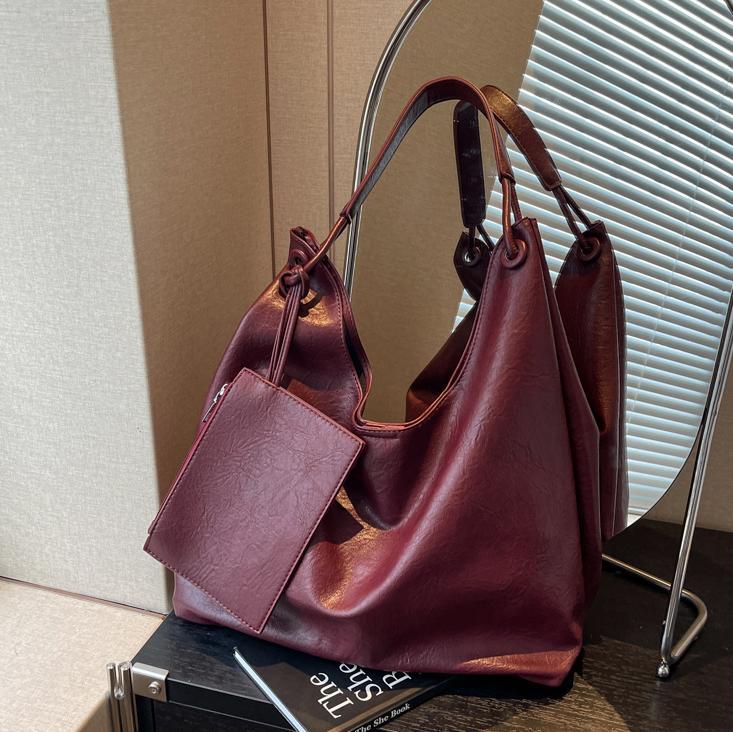 Abby Shoulder Bag